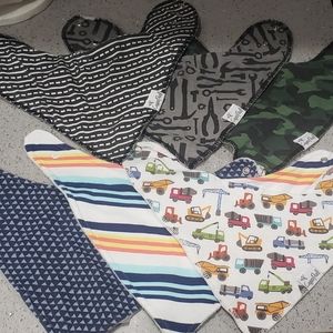 Copper pearl/lullaby bib lot